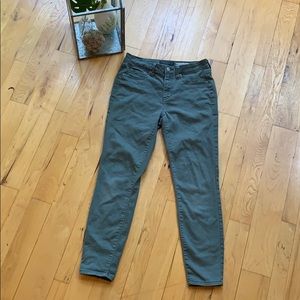 Aeropostale green high waisted ankle skinny jeans